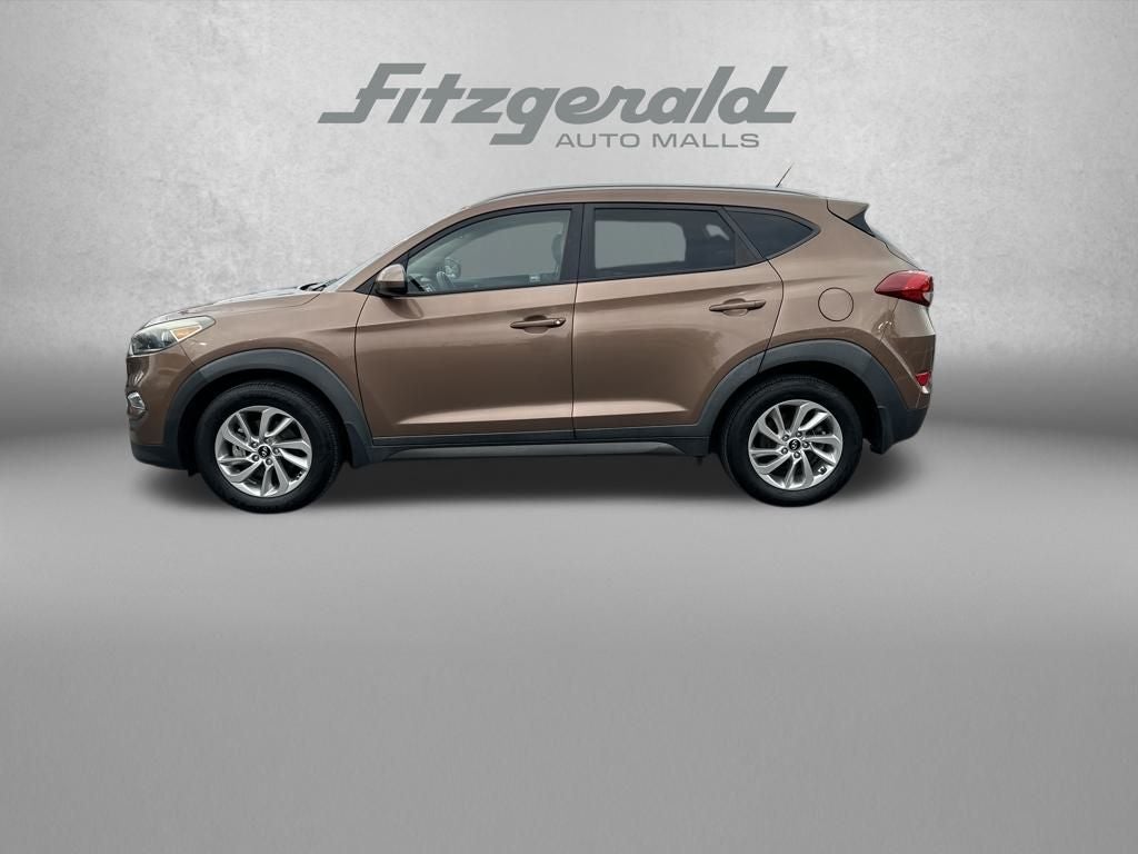 2016 Hyundai TUCSON SE