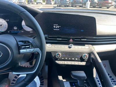2023 Hyundai ELANTRA SEL