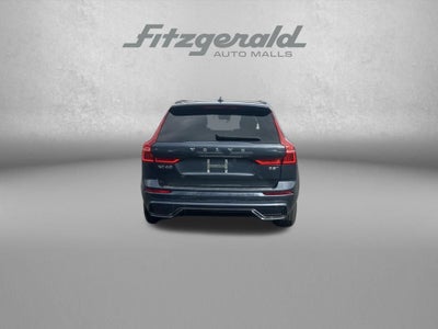 2024 Volvo XC60 B5 Plus Dark Theme