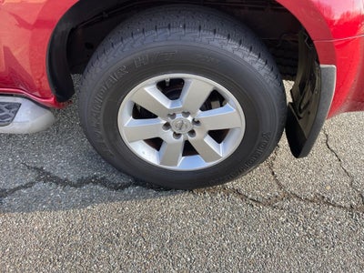 2011 Nissan Pathfinder SV