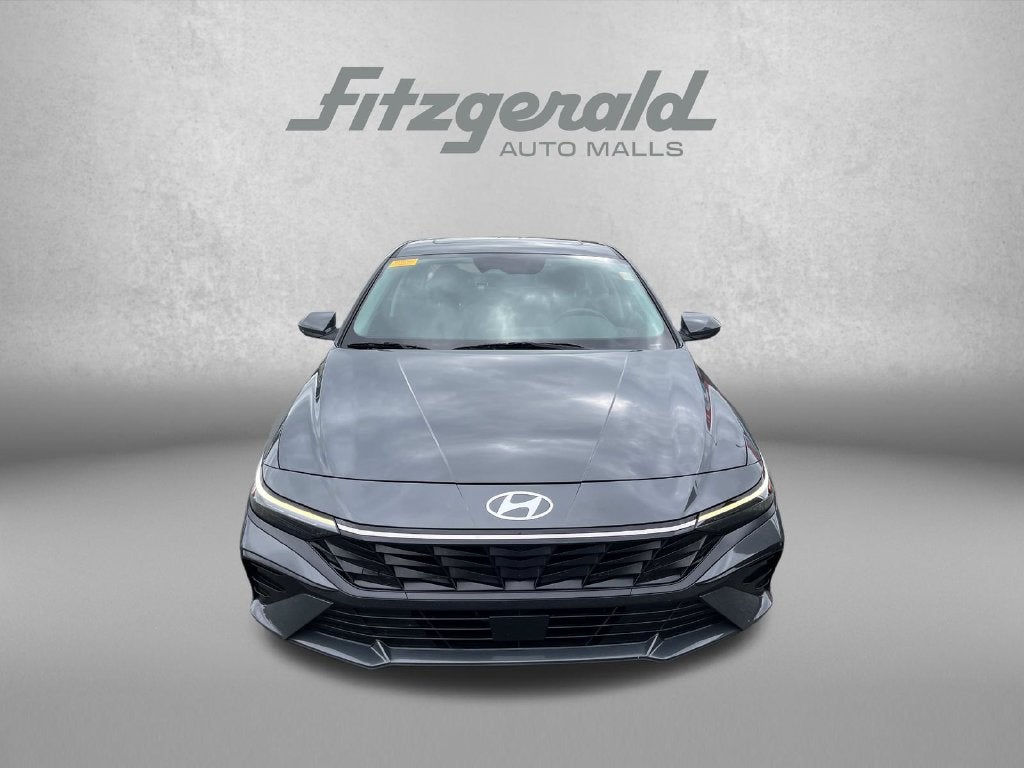 2025 Hyundai ELANTRA SEL Convenience