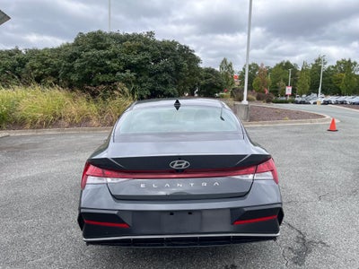 2025 Hyundai ELANTRA SEL Convenience