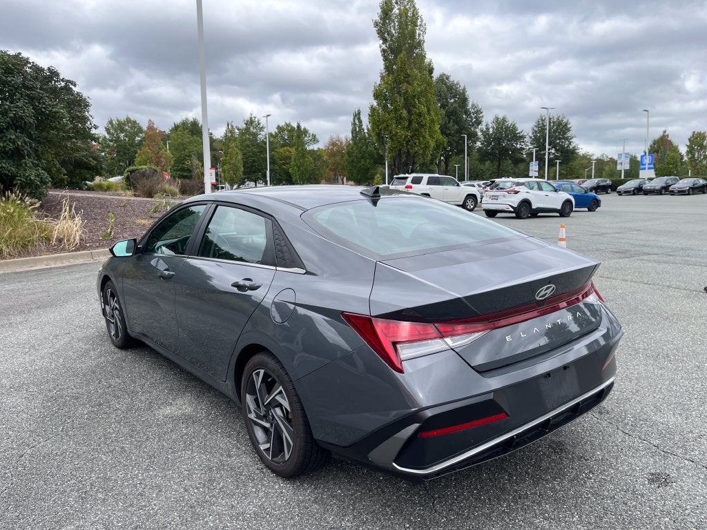 2025 Hyundai ELANTRA SEL Convenience