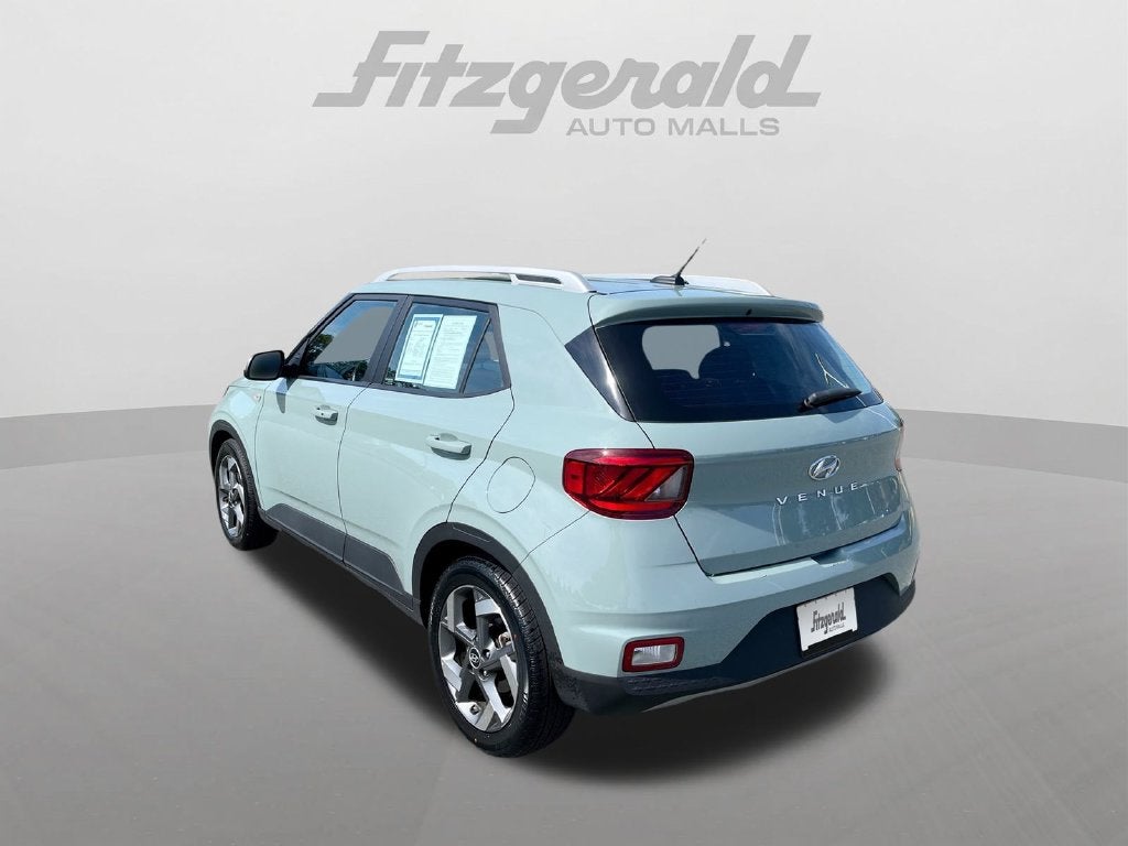 2025 Hyundai VENUE SEL