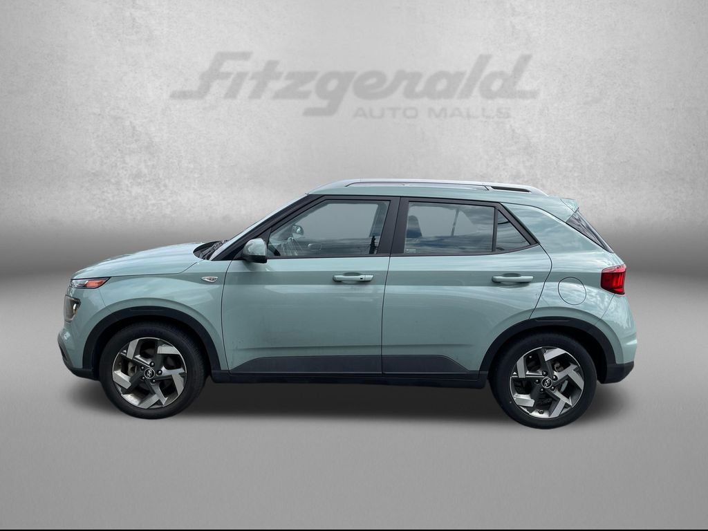 2025 Hyundai VENUE SEL