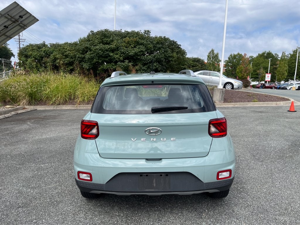 2025 Hyundai VENUE SEL