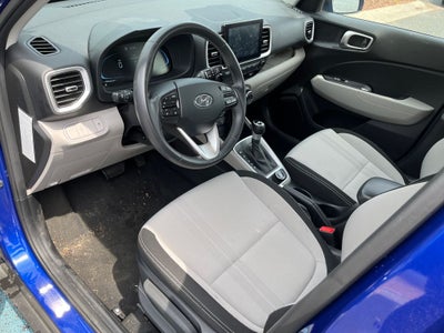2025 Hyundai VENUE SEL