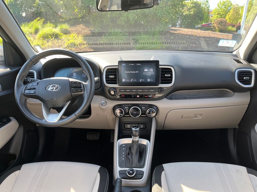 2025 Hyundai VENUE SEL