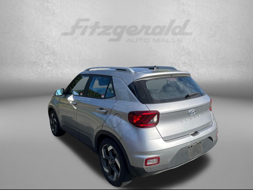 2024 Hyundai VENUE SEL