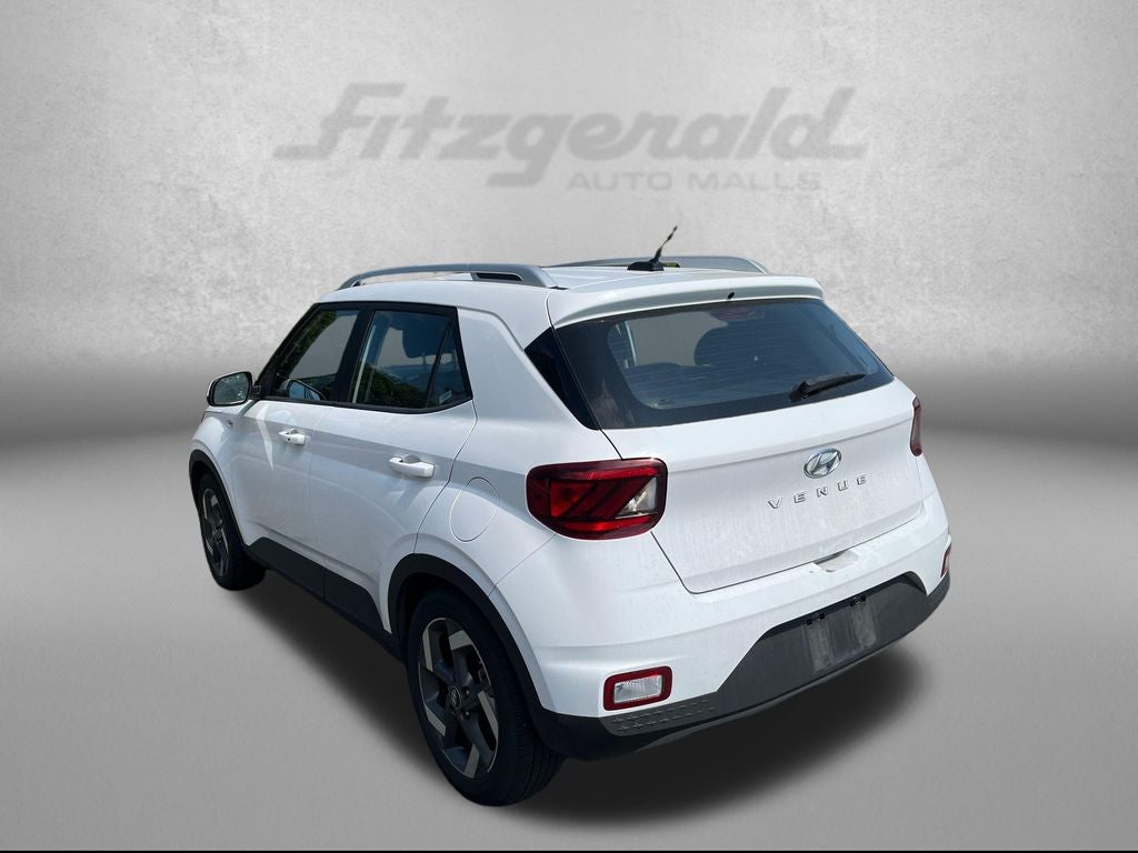 2025 Hyundai VENUE SEL