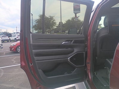 2022 Jeep Wagoneer Series III