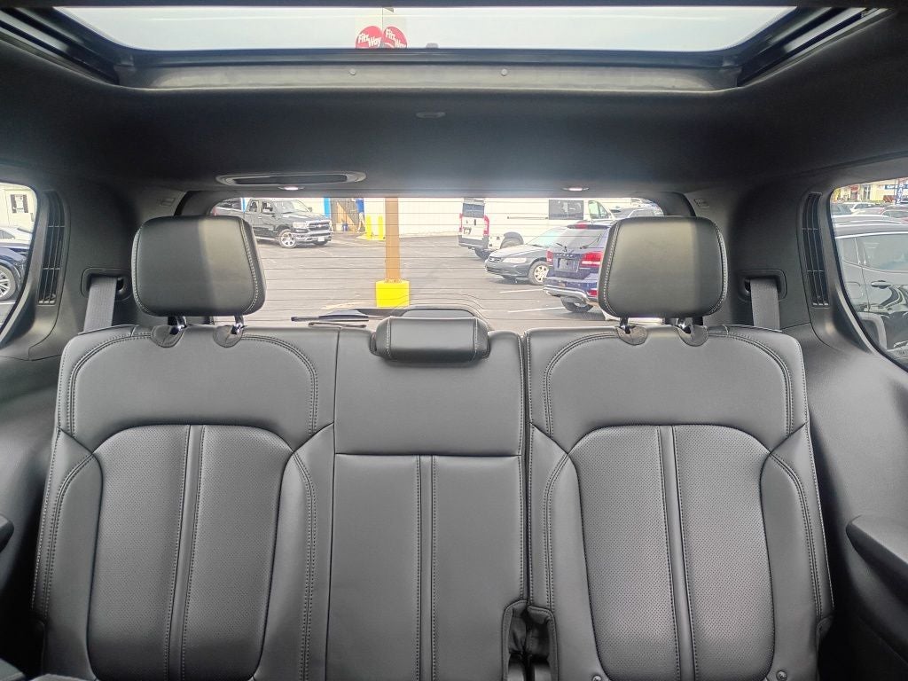 2022 Jeep Wagoneer Series III