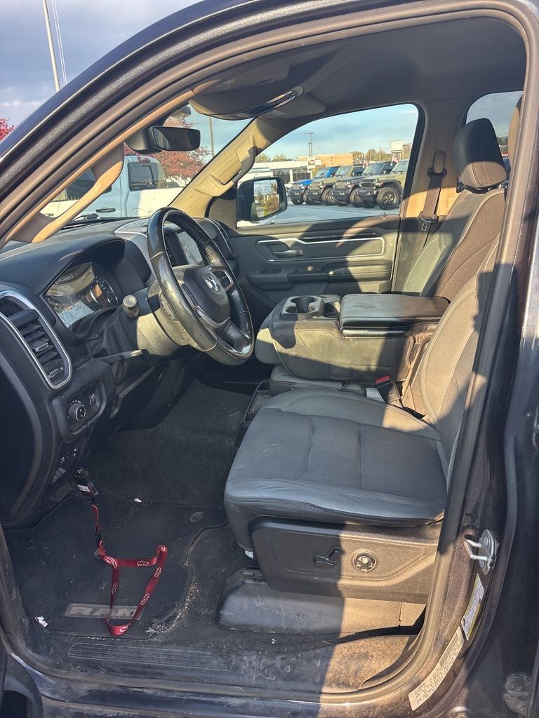 2020 RAM 1500 Big Horn Quad Cab 4x4 6'4' Box