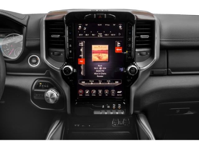 2020 RAM 1500 Laramie Crew Cab 4x4 5'7' Box