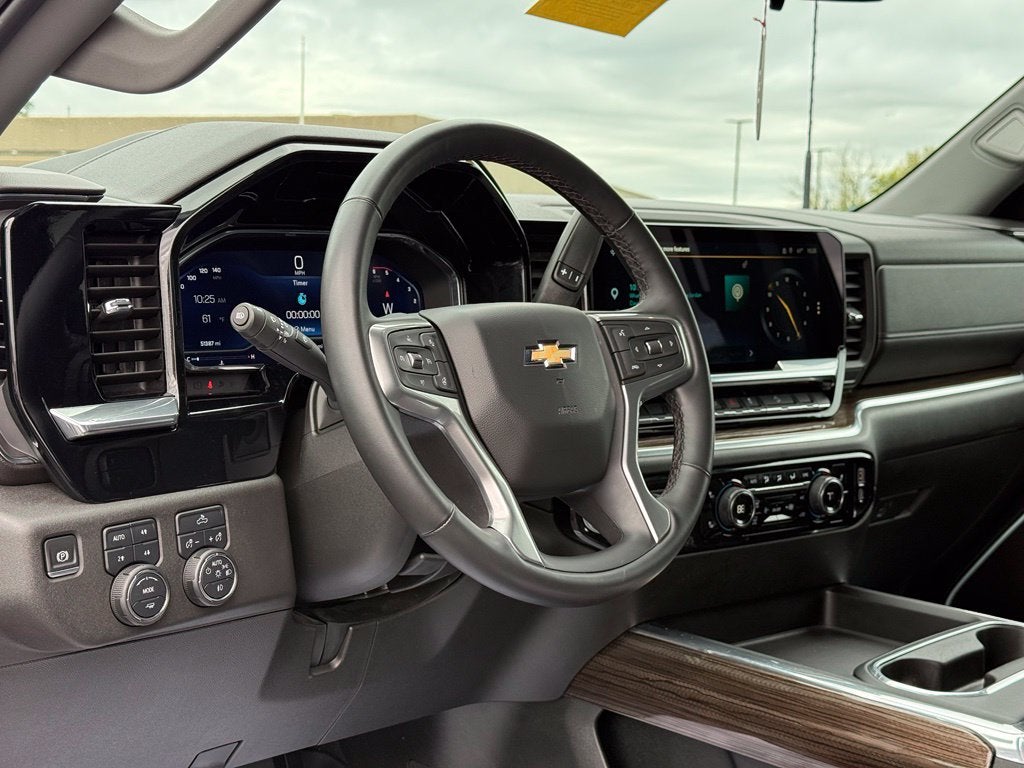 2024 Chevrolet Silverado 3500HD 4WD Crew Cab Standard Bed LT