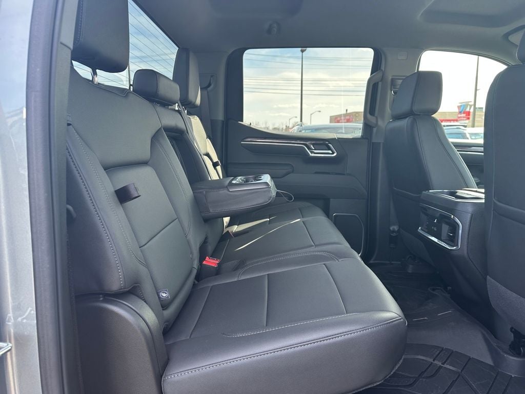 2025 Chevrolet Silverado 1500 4WD Crew Cab Short Bed LTZ