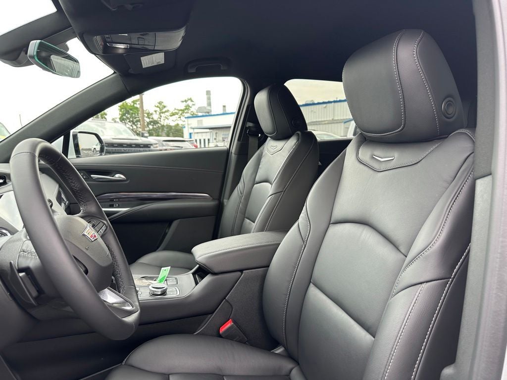 2022 Cadillac XT4 AWD Luxury