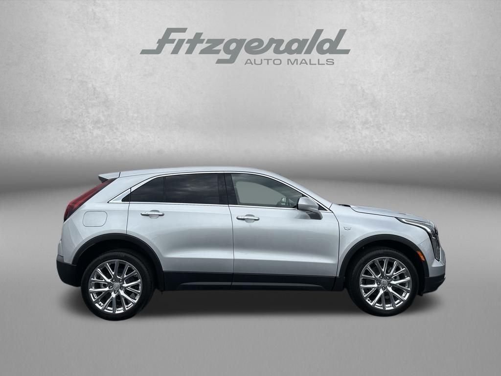 2022 Cadillac XT4 AWD Luxury
