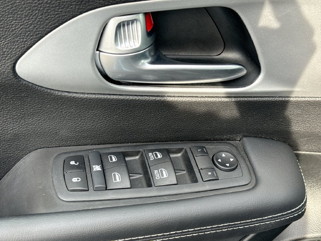 2024 Chrysler Pacifica Touring