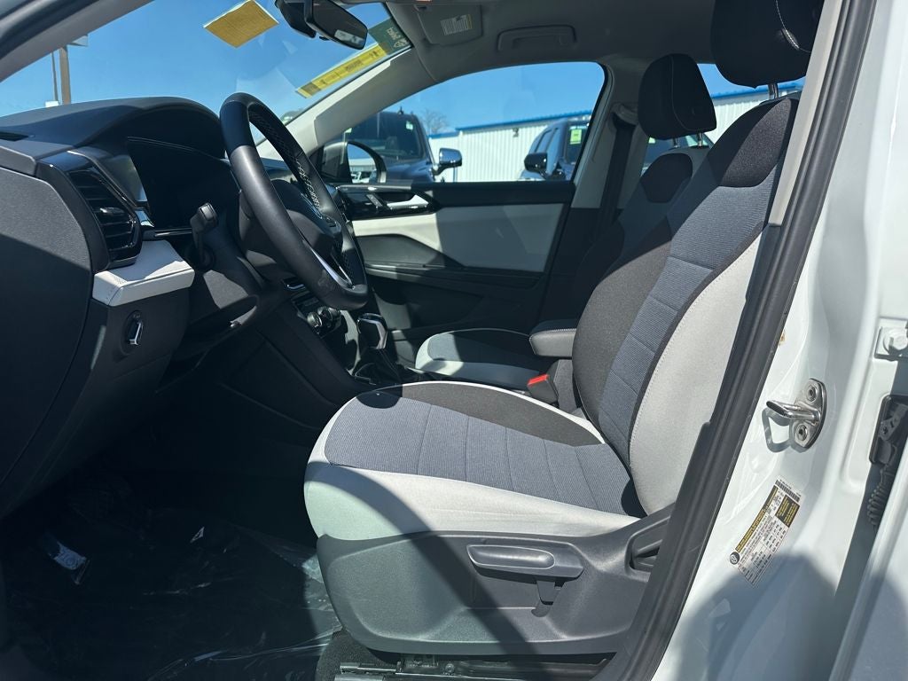 2025 Volkswagen Taos 1.5T S