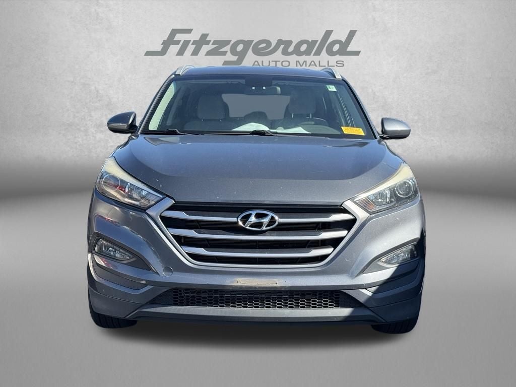 2017 Hyundai TUCSON Night
