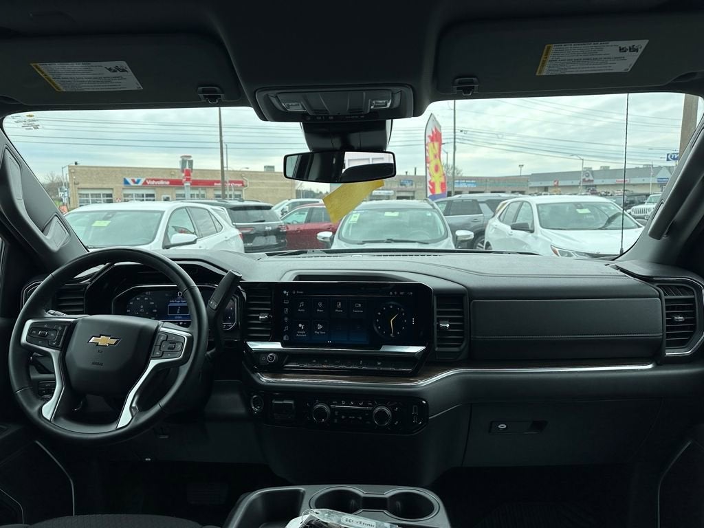 2025 Chevrolet Silverado 1500 LT