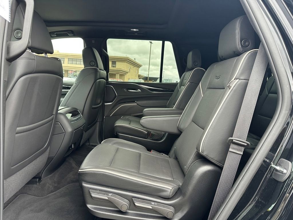 2024 Cadillac Escalade Sport