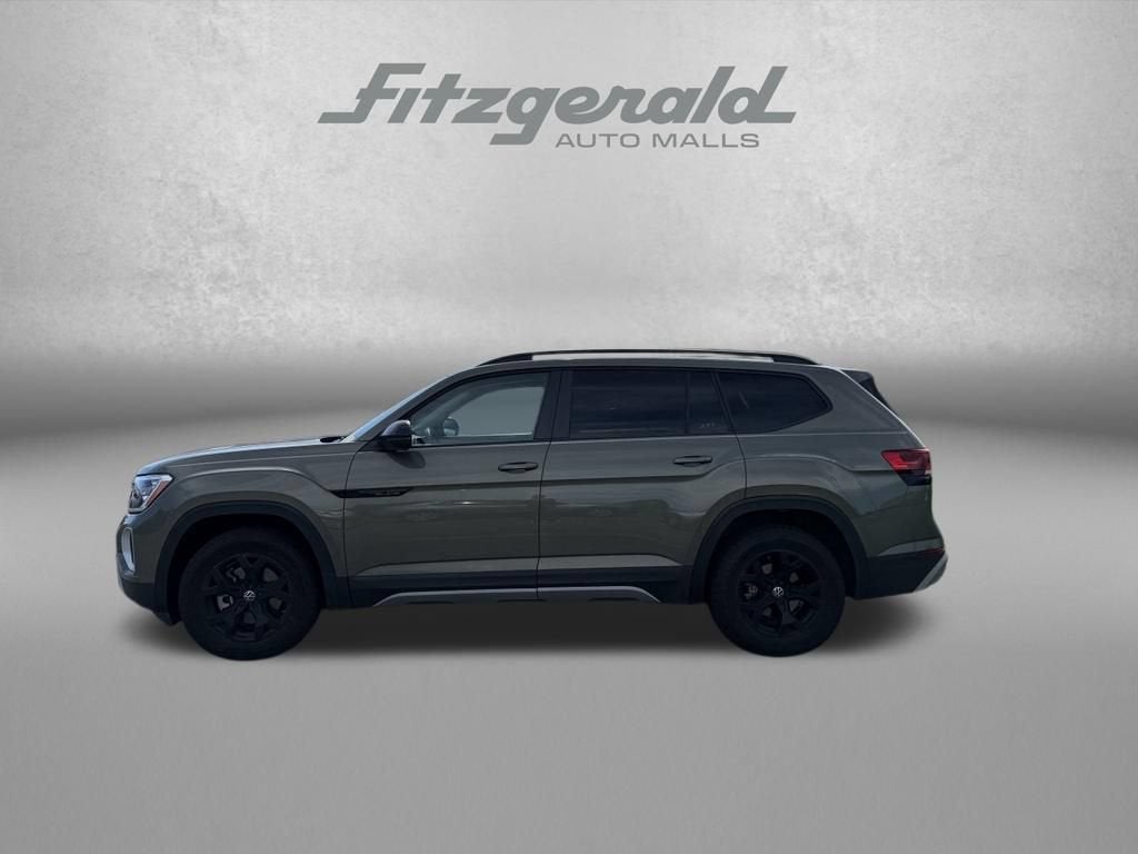 2024 Volkswagen Atlas 2.0T Peak Edition SE w/Technology