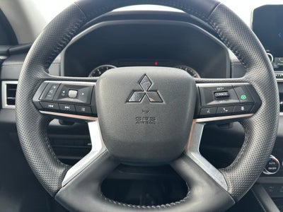 2022 Mitsubishi Outlander SEL Special Edition 2WD