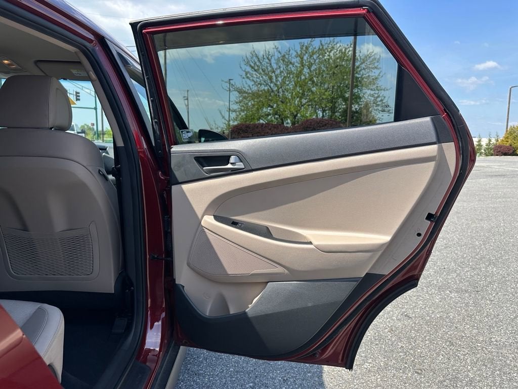 2018 Hyundai TUCSON SE