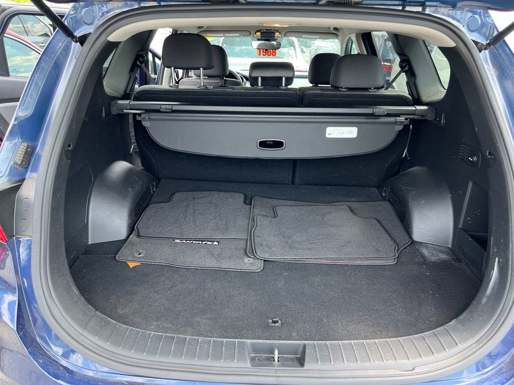 2023 Hyundai SANTA FE SE