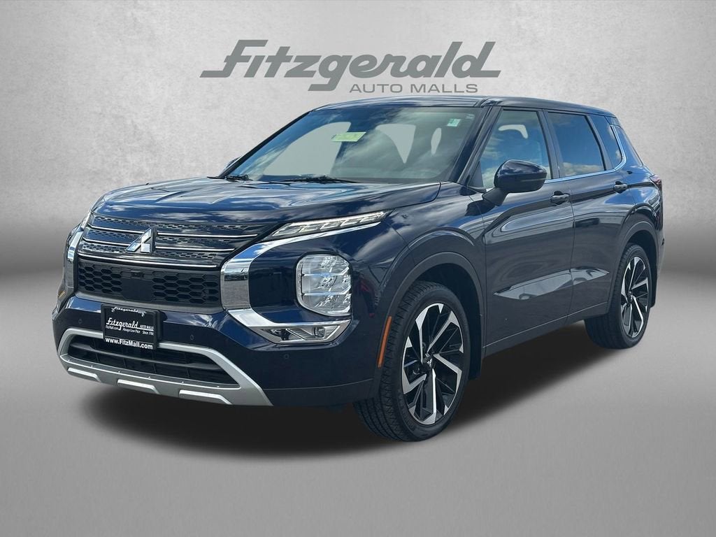 2022 Mitsubishi Outlander SE