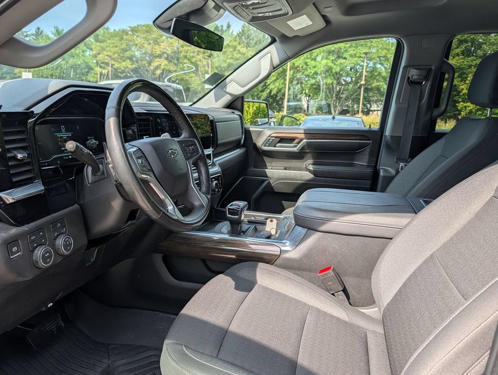 2024 Chevrolet Silverado 1500 RST