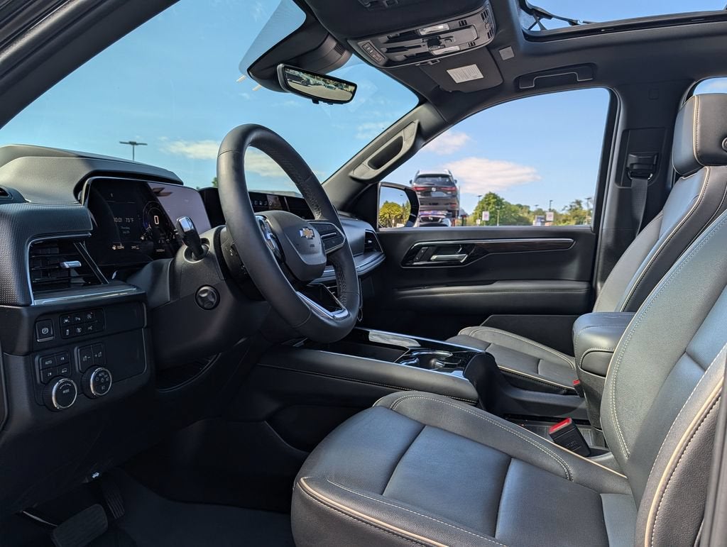 2025 Chevrolet Suburban Premier