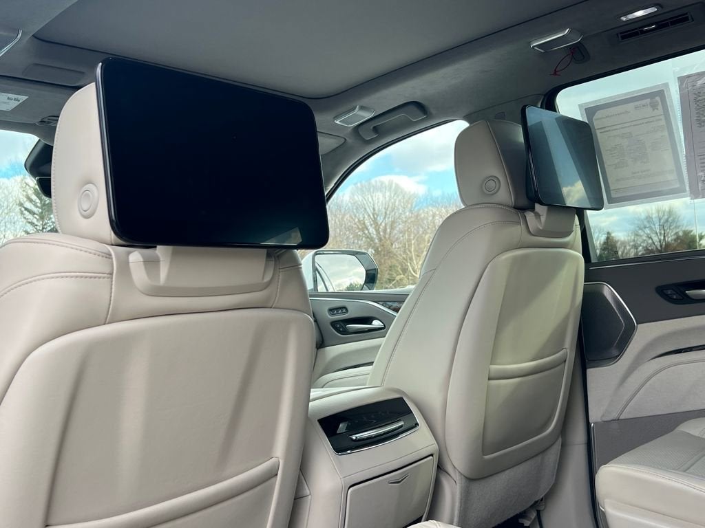 2022 Cadillac Escalade Premium Luxury Platinum