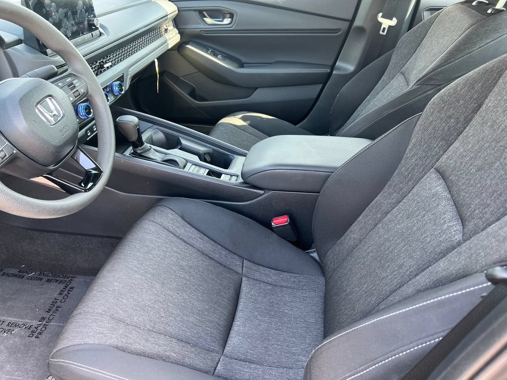 2025 Honda Accord Sedan SE