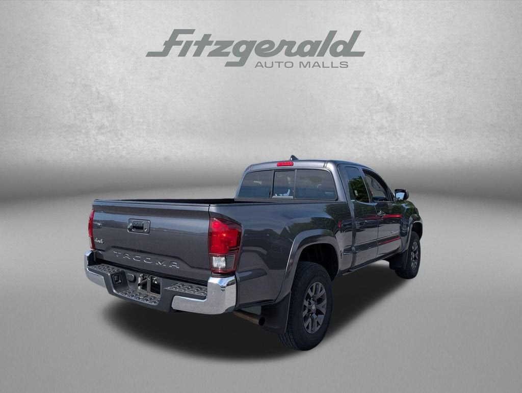 2022 Toyota Tacoma 4WD SR