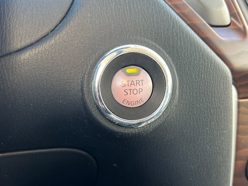 2020 Nissan Pathfinder Platinum