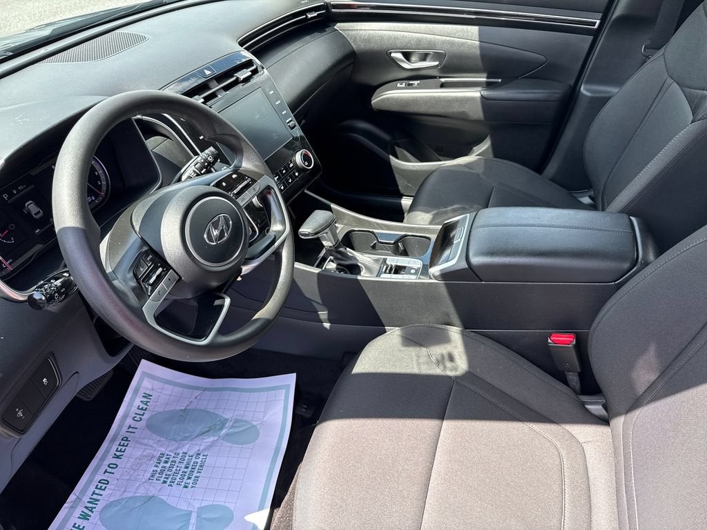 2023 Hyundai TUCSON SE