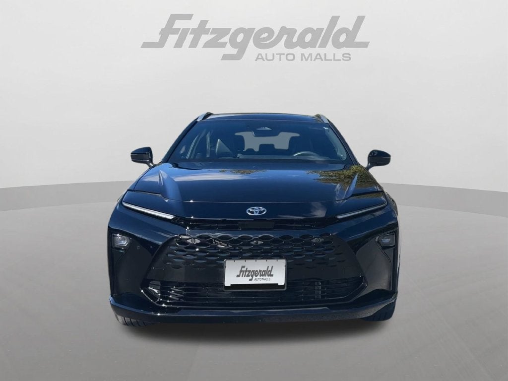 2025 Toyota Crown Signia XLE