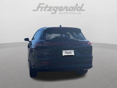 2025 Toyota Crown Signia XLE