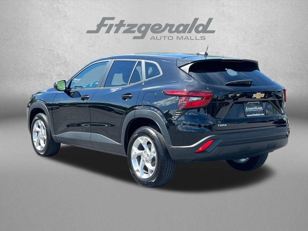 2025 Chevrolet Trax LS