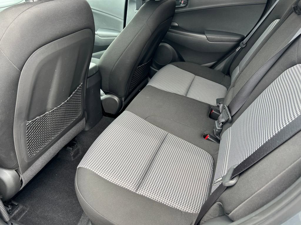 2021 Hyundai KONA SEL
