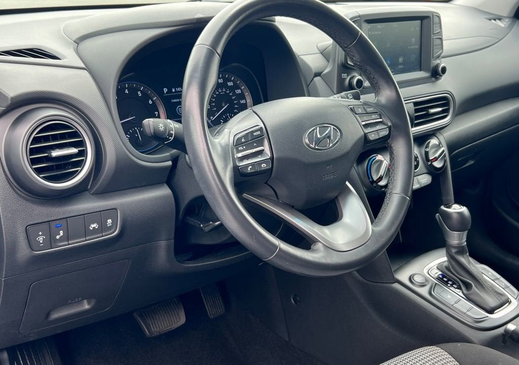 2021 Hyundai KONA SEL