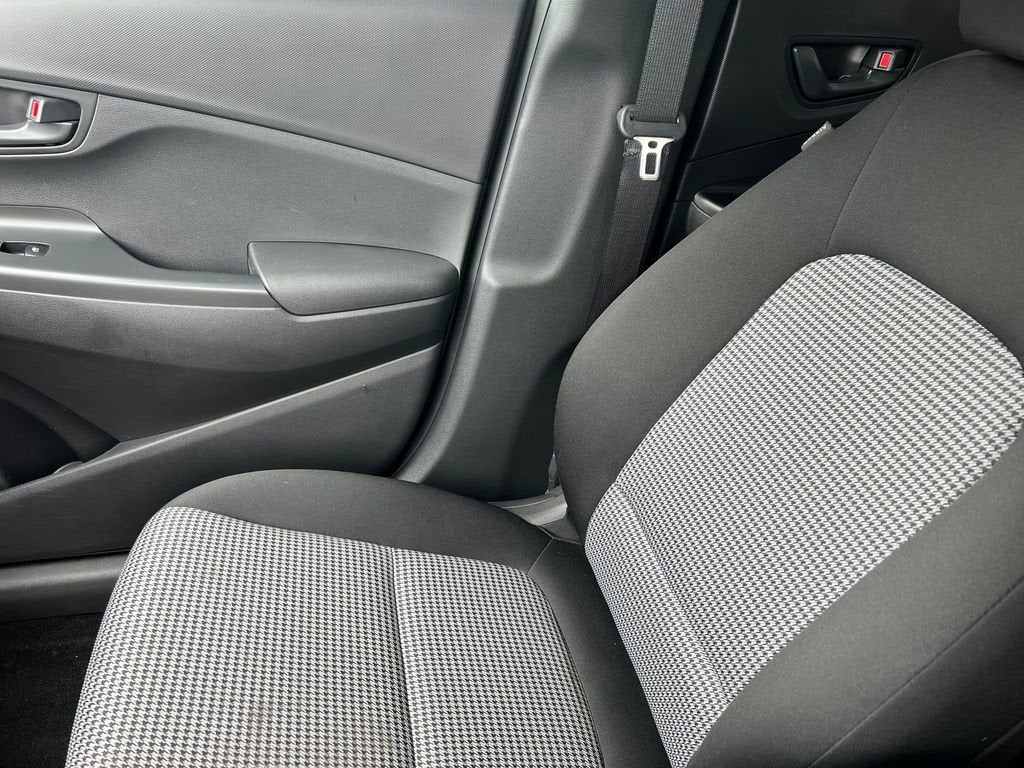 2021 Hyundai KONA SEL