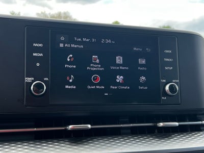 2024 Kia Carnival LX