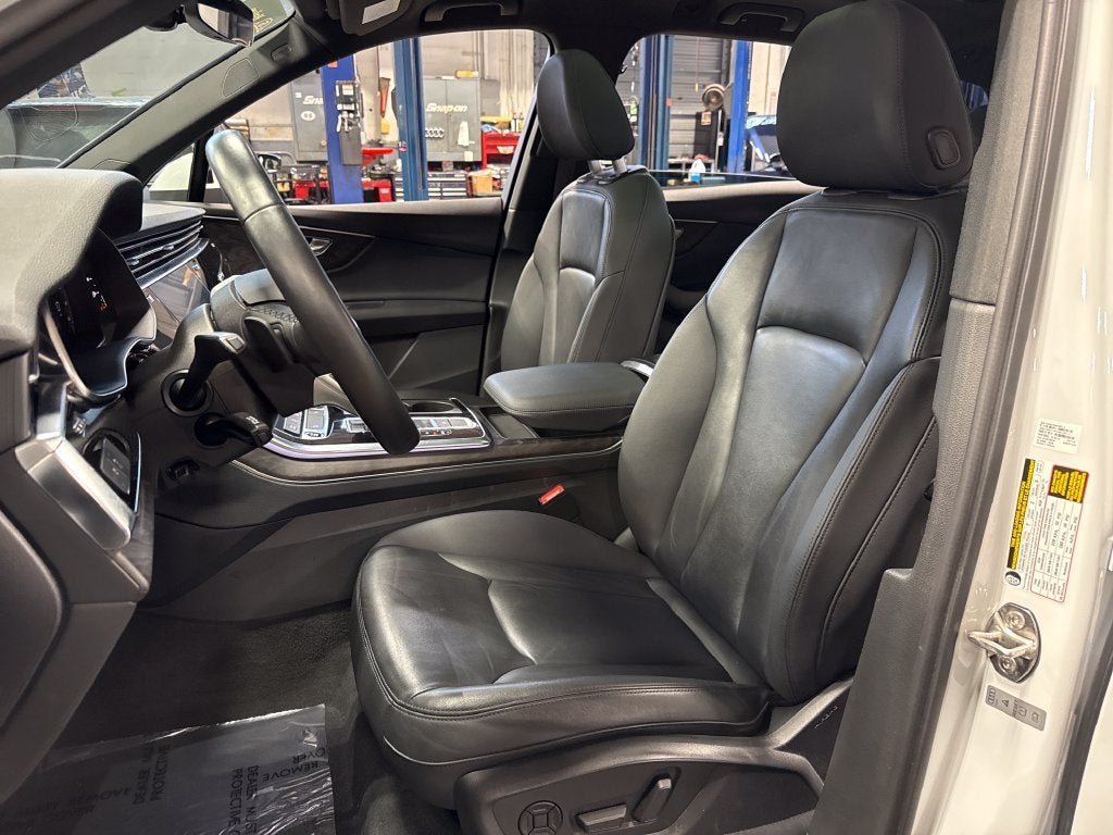 2021 Audi Q7 Premium Plus