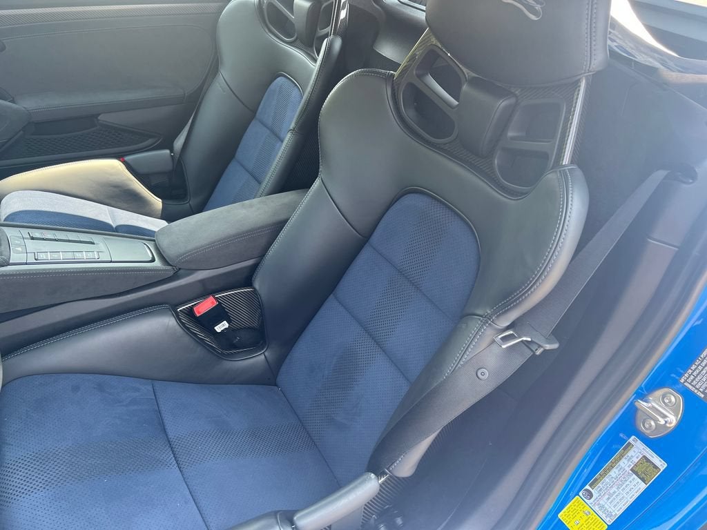 2025 Porsche 718 Cayman GT4 RS