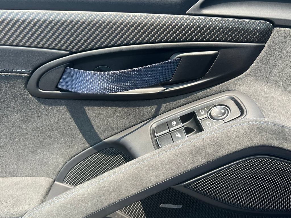 2025 Porsche 718 Cayman GT4 RS