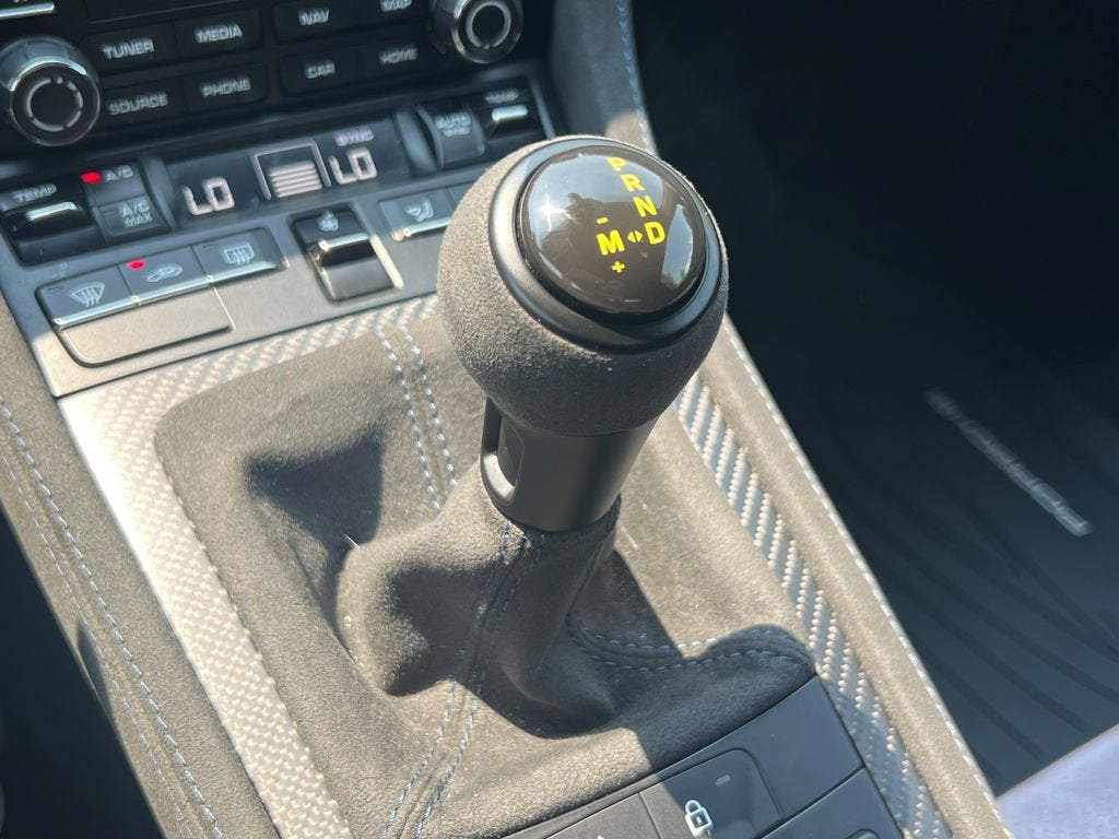 2025 Porsche 718 Cayman GT4 RS